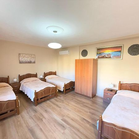 Shkodra Guest House 2 Екстериор снимка