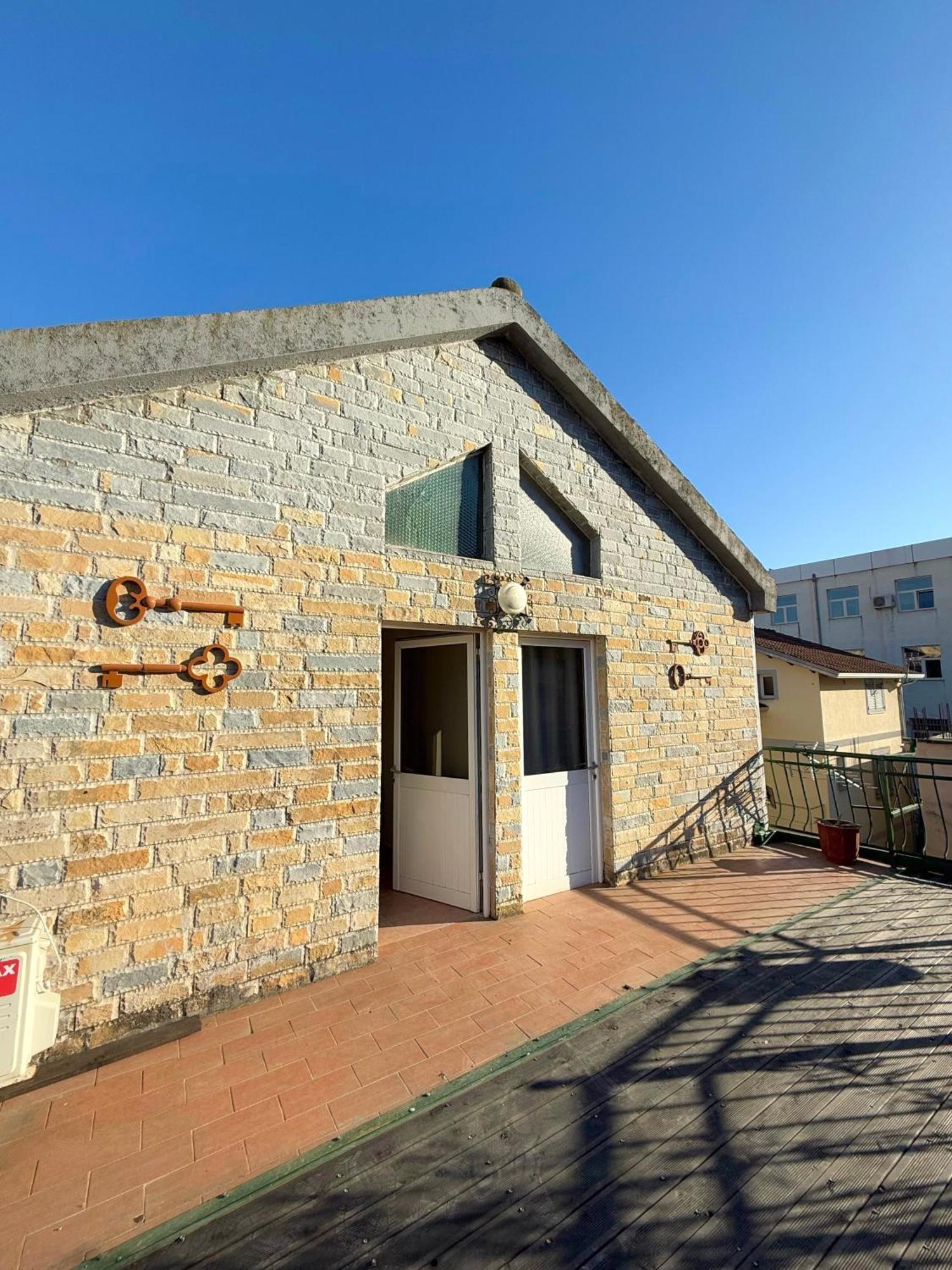 Shkodra Guest House 2 Екстериор снимка