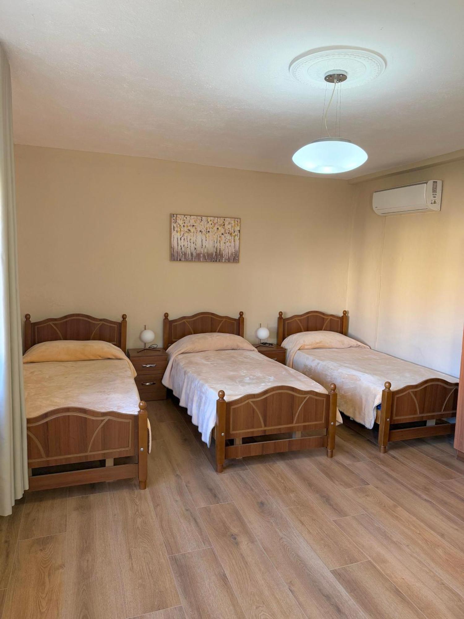 Shkodra Guest House 2 Екстериор снимка