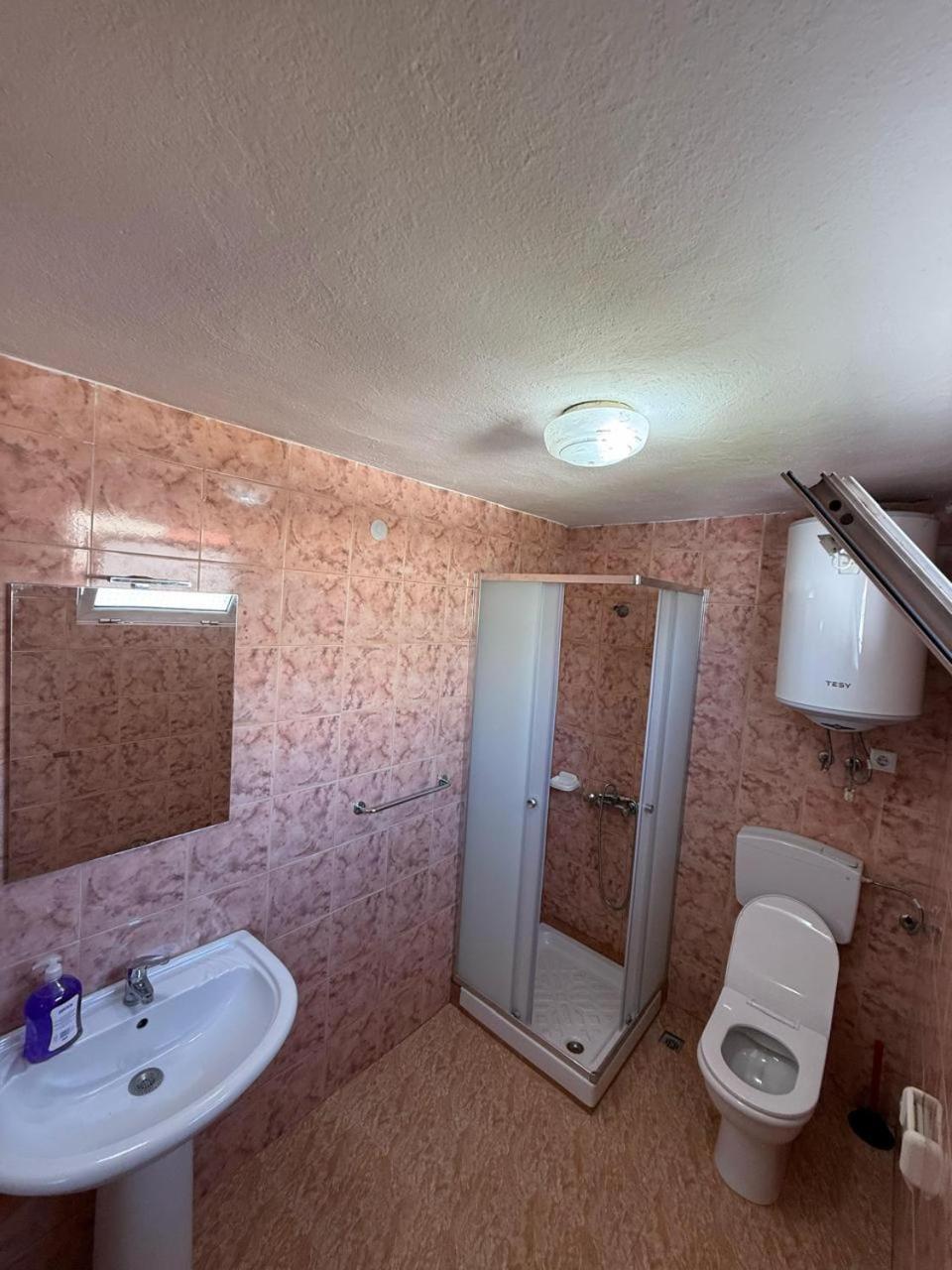 Shkodra Guest House 2 Екстериор снимка
